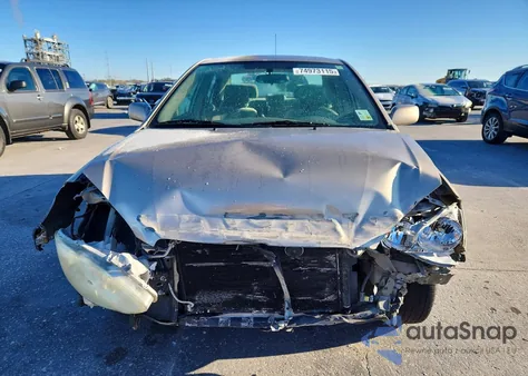 2005 Toyota Corolla Ce z USA, uszkodzony, nr VIN 1NXBR32E25Z432576